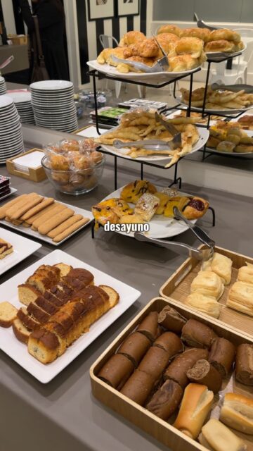 Hay muchas formas de empezar el día.

Por eso nuestro desayuno tiene variedad para elegir cómo arrancar.

Consultá nuestras tarifas con y sin desayuno incluido y reservá directo desde nuestra web.