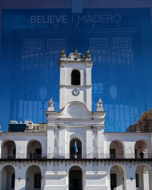 Algunas postales nunca pasan de moda.
El cabildo.
Desde Believe Madero hasta uno de los lugares más emblemáticos de Buenos Aires.Reservá desde nuestra web.